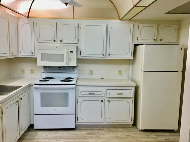 Photo - 204 Preston Way Unit 204