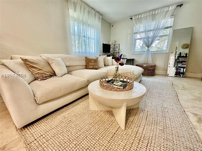 Photo - 4600 SW 67th Ave Unit 240