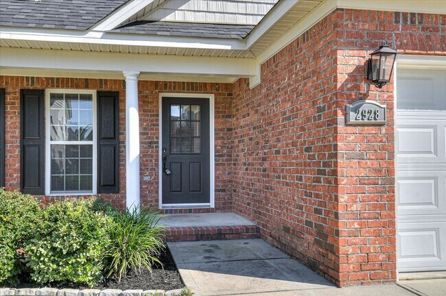 Photo - 2928 Aylesbury Dr