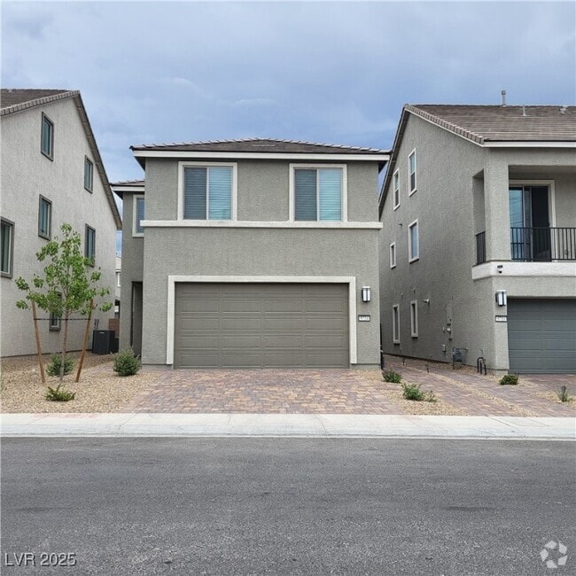 Building Photo - 5724 Avondale Rise Wy Rental