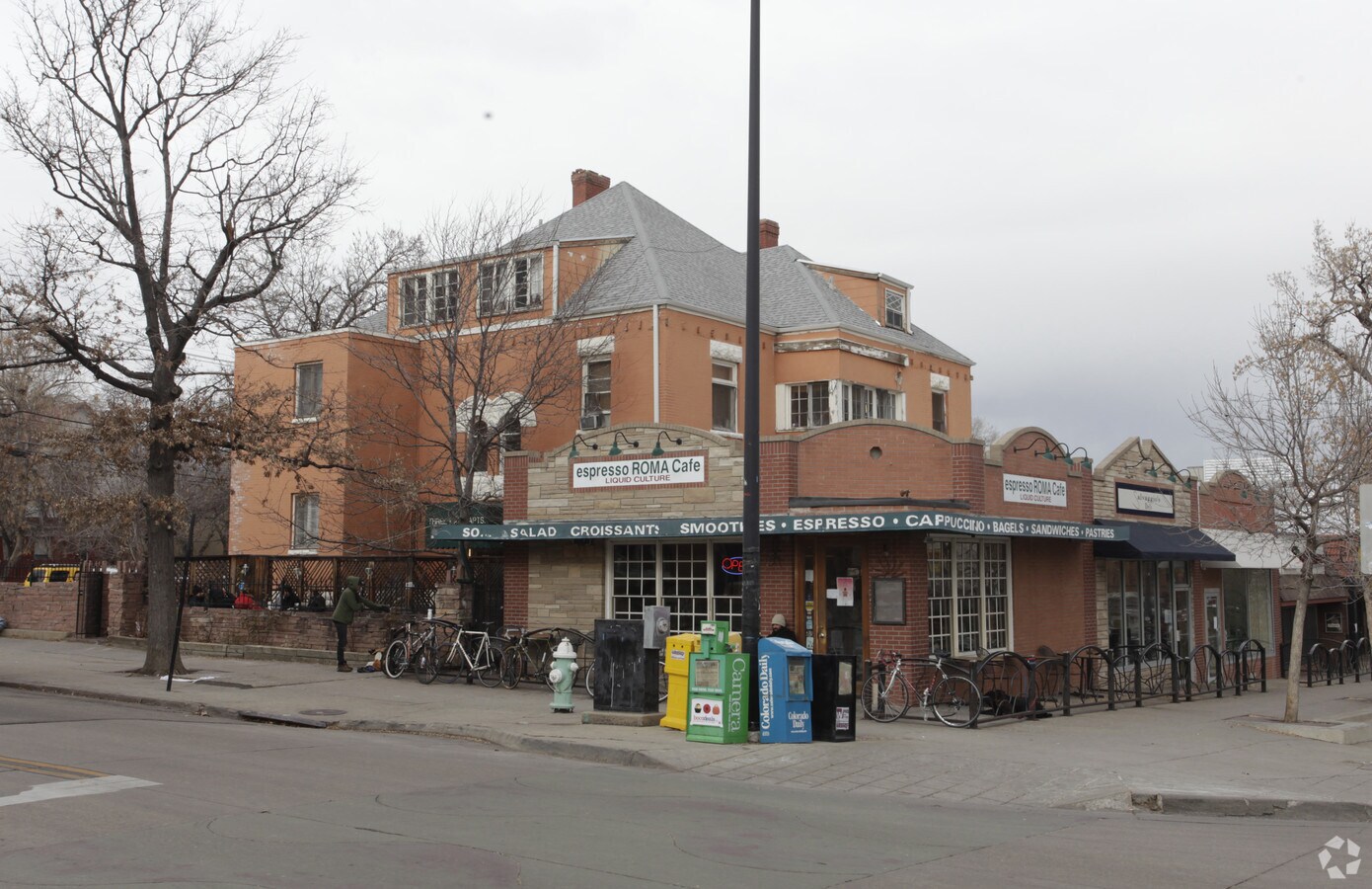 Photo - Three Oaks Apartments