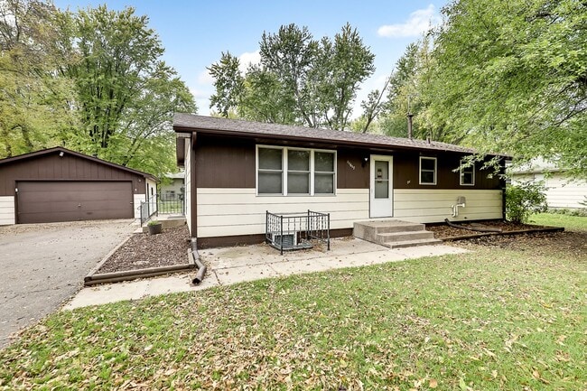 Photo - Great 4-Bed 2-Bath Home in Champlin - Available 7/1!