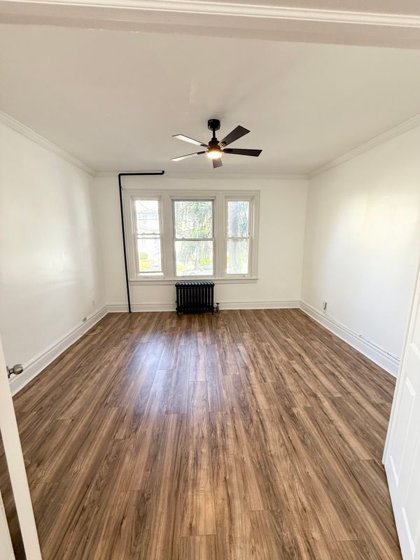 Photo - 92 Schofield St