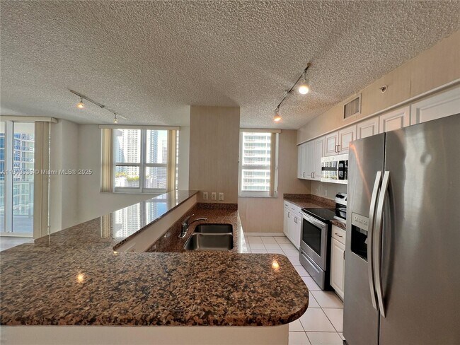 Photo - 1155 Brickell Bay Dr Unit 1602