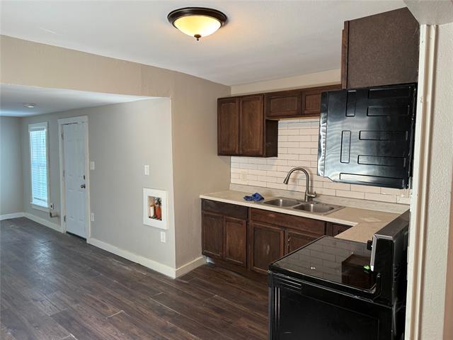 Photo - 2781 Locust Ave