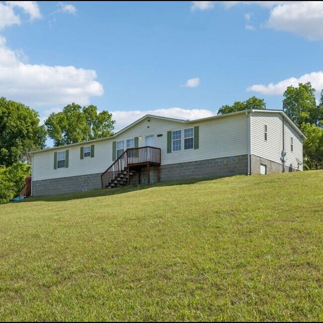 Building Photo - 2484 Leatherwood Rd