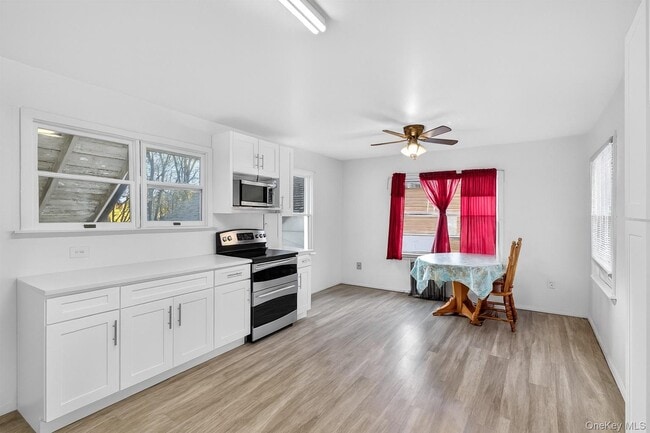 Building Photo - 36 Swezey Pl