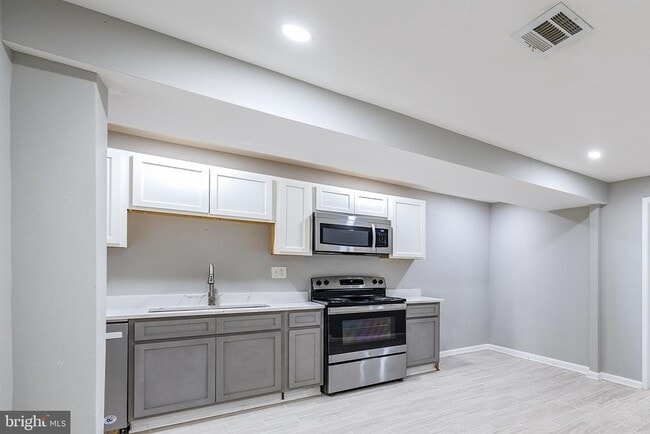 Photo - 1235 Shepherd St NW