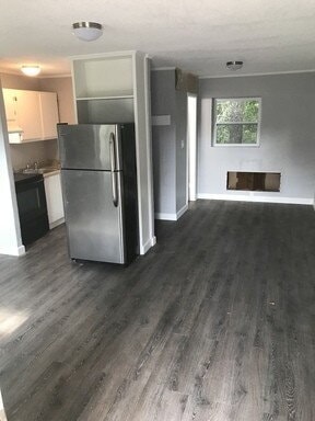 Photo - Cozy studio on Crawfordville Rd. Unit 3