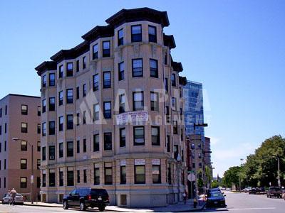 Building Photo - 204 Hemenway St Unit 9/10