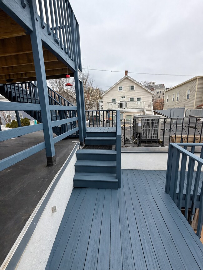 Photo - 585A Somerville Ave Unit A