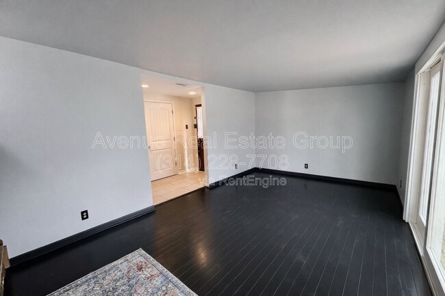 Photo - 449 Crest Ave