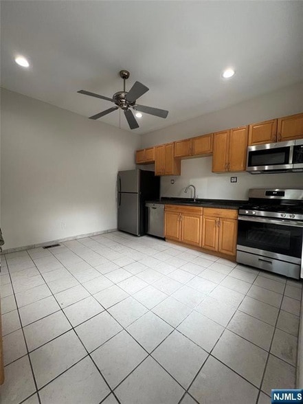 Photo - 510 Shaler Blvd Casa