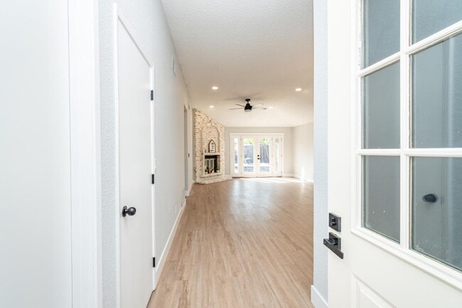 Photo - 4240 Ardwell Way