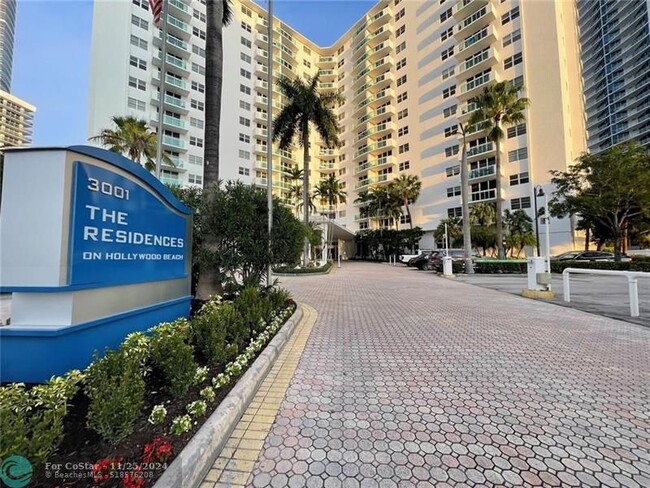 Photo - 3001 S Ocean Dr Unidad 1139 Rental