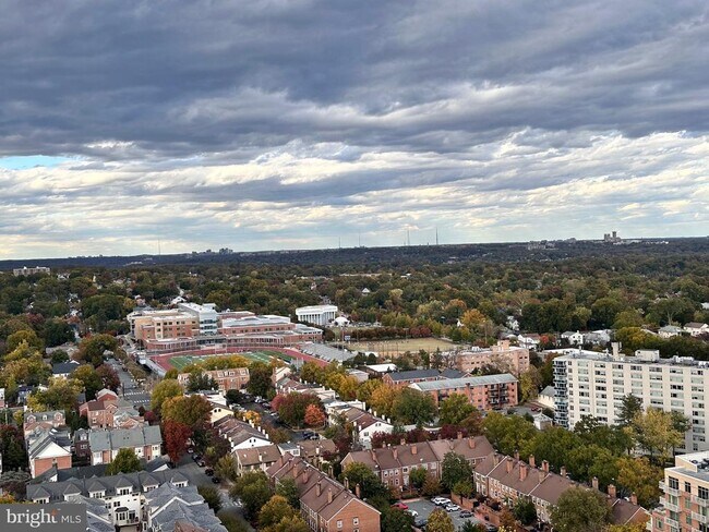 Photo - 900 N Stafford St Unidad 2632