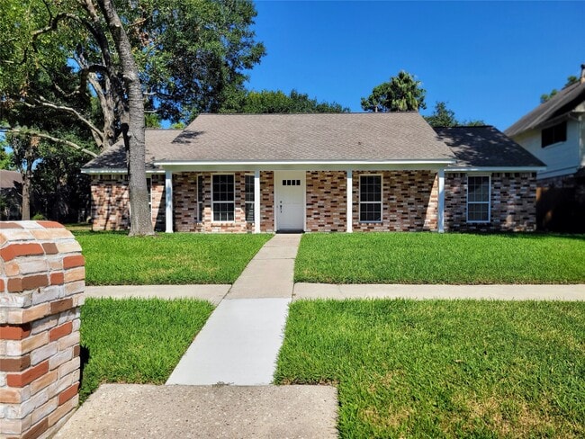 Photo - 11926 Stillwater Dr