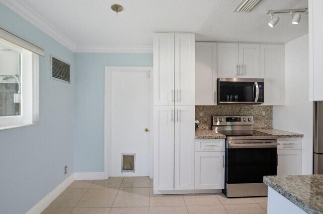 Photo - 3002 NW 48th St