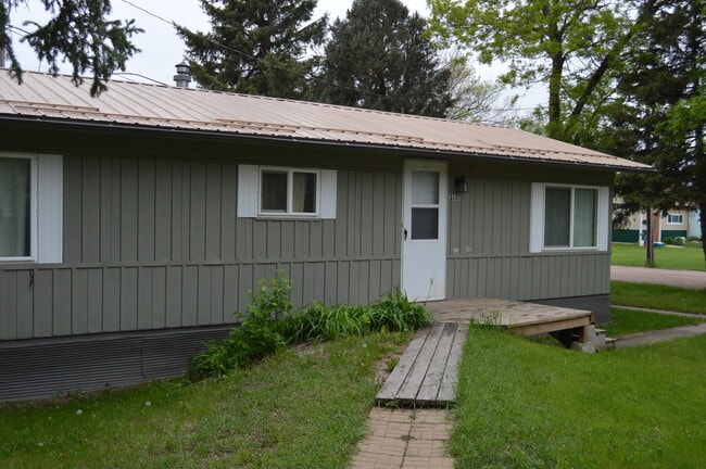 Photo - 3537 School Dr