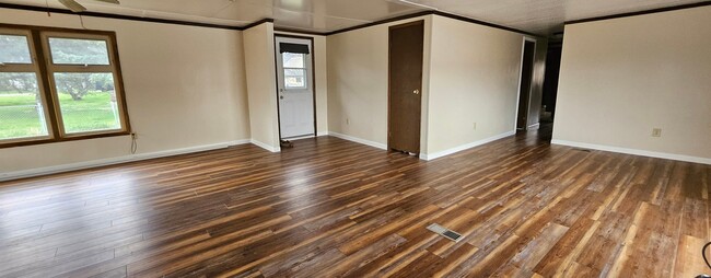 Photo - 30 3rd St