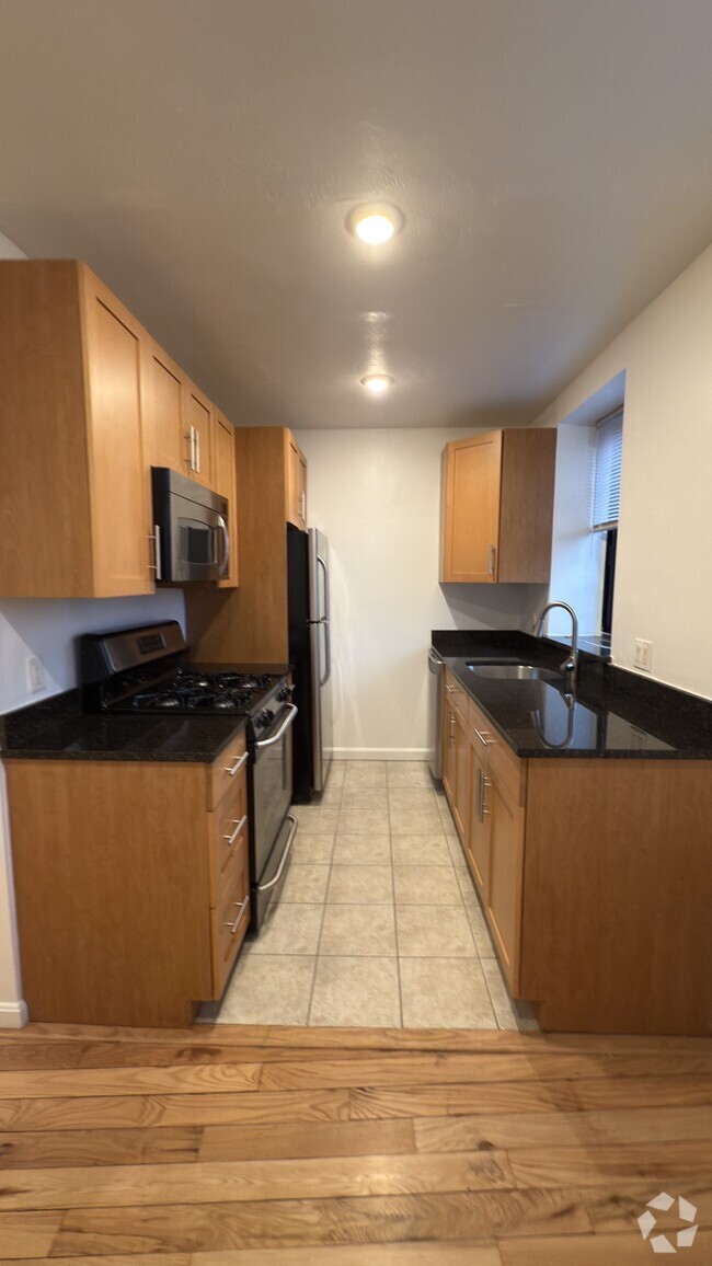 Building Photo - 60 Brattle St Unit 406 Rental