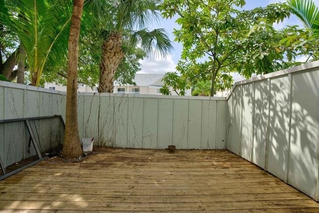 Photo - 6391 Riverwalk Ln
