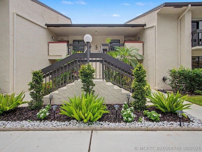 Photo - 5154 Oakhill Ln Unit 1022