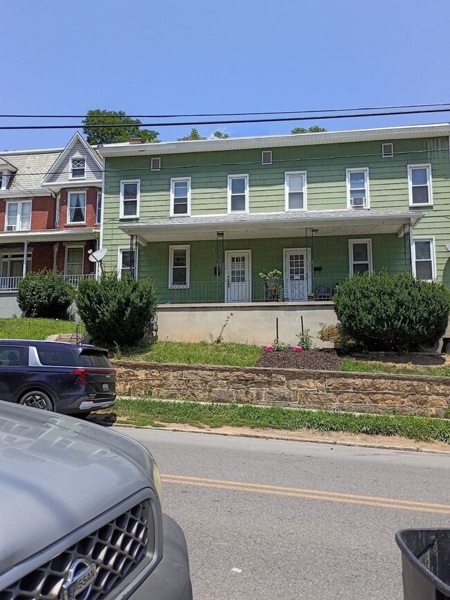 Building Photo - Greene St Fink Unit 531