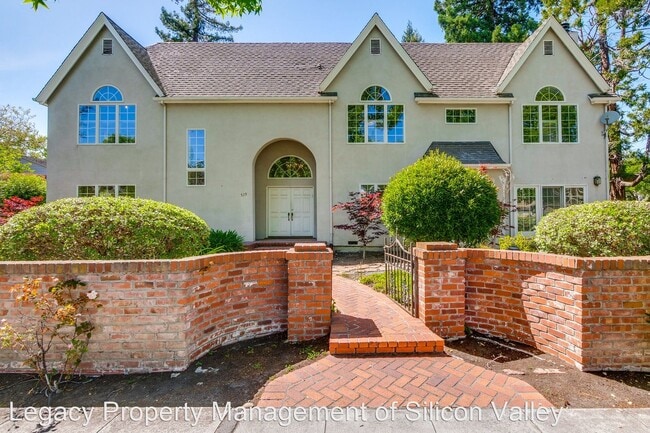 5 br, 5 bath House - 515 Santa Rita Ave - 5 br, 5 bath House - 515 Santa Rita Ave