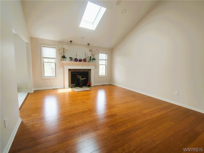 Photo - 441 Riverwalk Dr