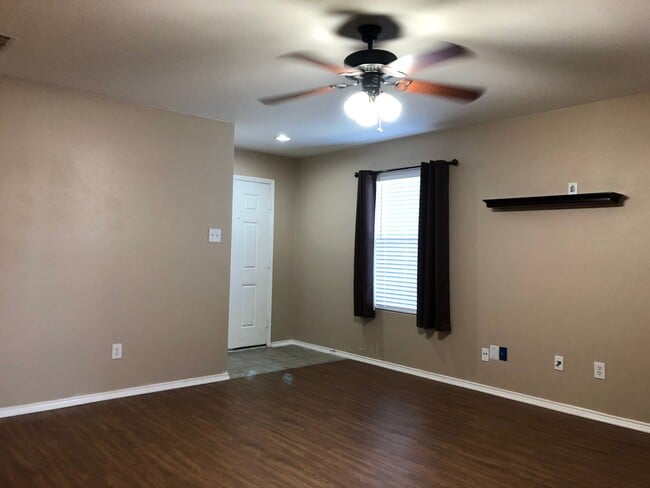 Photo - 2 bedroom 2 Bath Duplex in Crowley