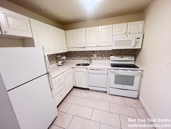 Photo - 101 Monmouth St Unit 104