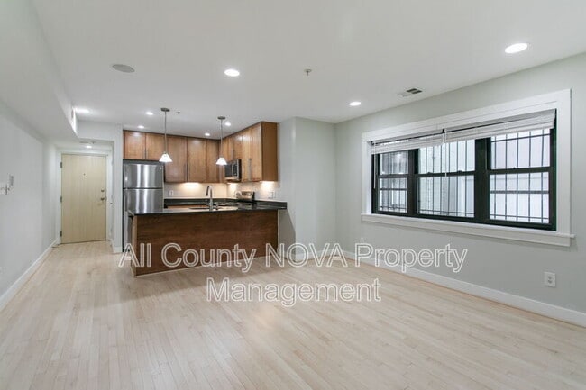 Photo - 1323 K St SE Unit 102
