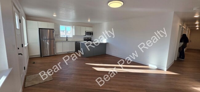 Photo - 1026 Center Dr Unit Apt C