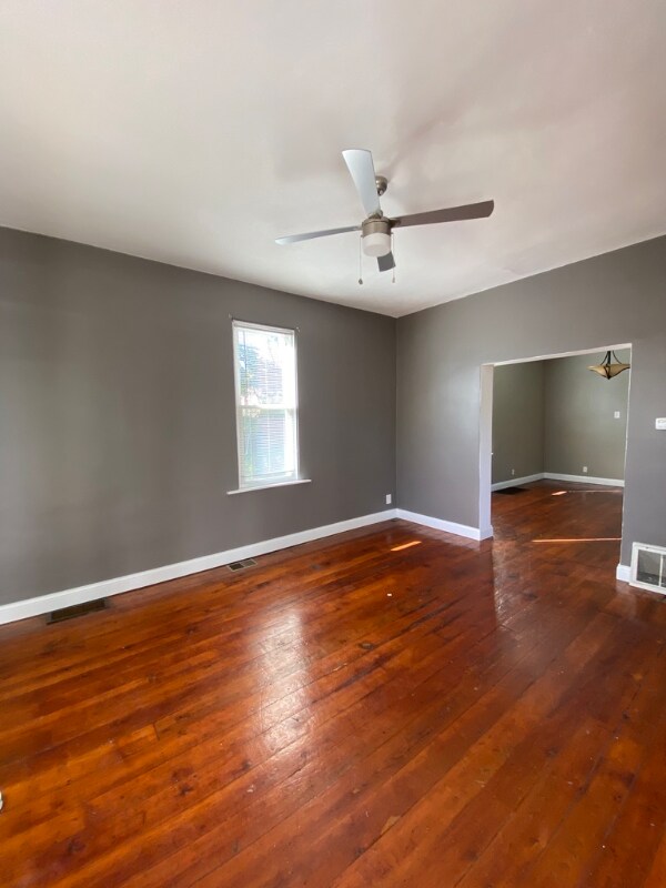 Photo - 1116 E 5th St