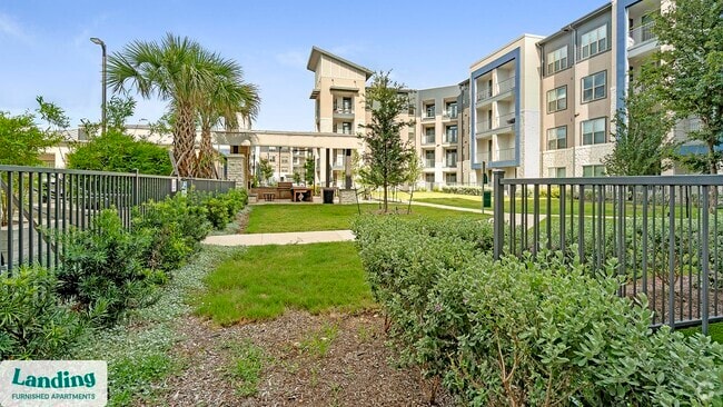 Building Photo - 14015 Univ Pass Rental