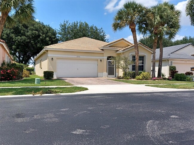 Photo - 12752 Coral Lakes Dr