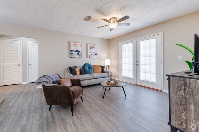 2BD/2BA Living Room