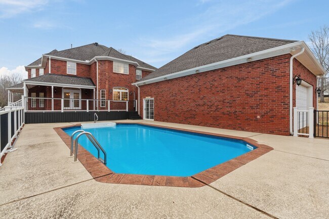 Photo - 111 Rea Dr