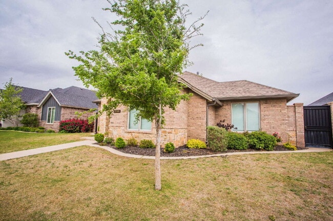 Photo - Luxurious home in Lubbock-Cooper ISD!