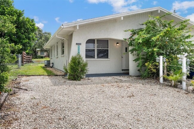 Photo - 3317 NE Jeannette Dr