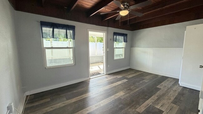 14035 W River Rd