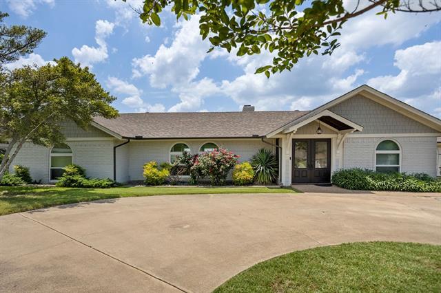 4301 Crescent Dr