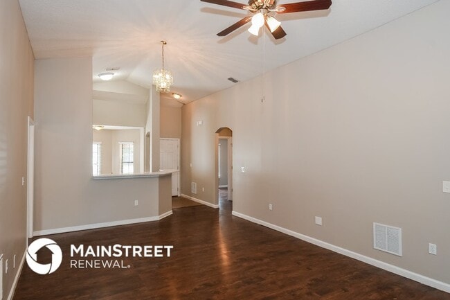 Photo - 8306 Longspur Ave