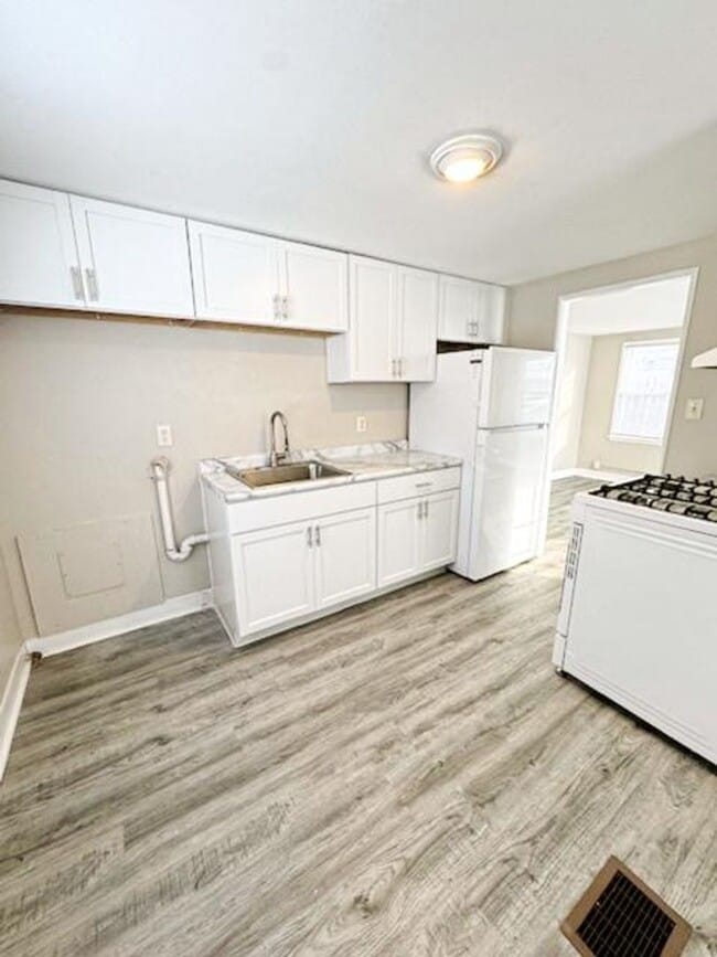 Photo - Remodeled, 2 bedroom South Bend IN home