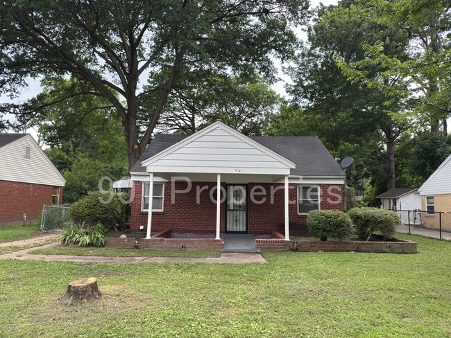 Building Photo - 981 Chatwood St