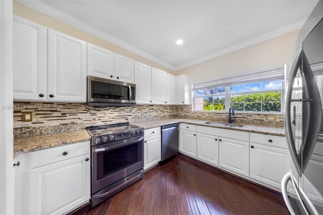 4501 Windmill Palm Way