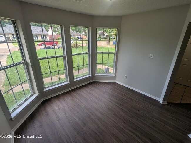 Photo - 2922 Waverly Dr