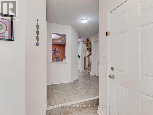 Photo - 39 Jonesridge Dr