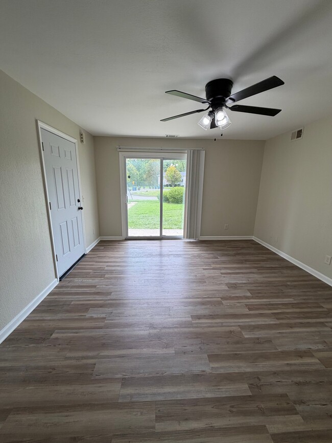 1332 Brooke Park Dr Unit 1